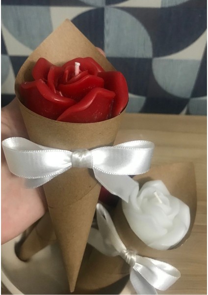 Kırmızı ve Beyaz Gül Buketi, Kokulu Mum, Özel Günler, Sevgi ve Kutlama Seçeneği