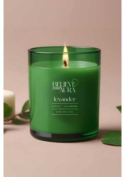 Lavanta Kokulu Doğal Soya Mum, Yeşil Bardakta, 280 Cc, Ferah ve Huzurlu Atmosfer Sağlar