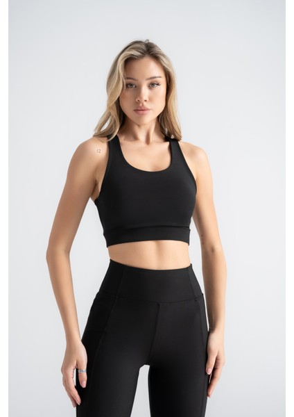Kadın Sporcu Büstiyer Siyah Renk Destekli Push-Up Askılı Slim Fit Crop indirimleri