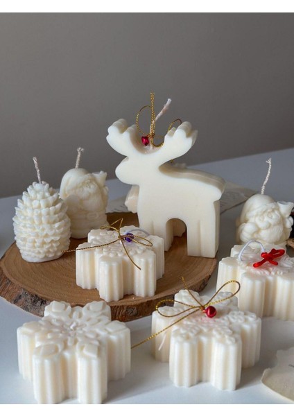 Beyaz Renk Geyik Modeli Dekoratif Mum, Yeni Yıl ve Yılbaşı Için Şık Süslemeler