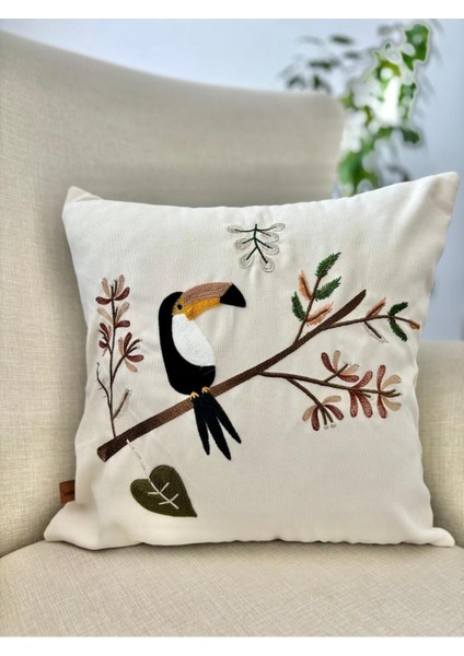 Tukan Kuşu Desenli Nakışlı Dekoratif Kırlent Kılıfı 43X43 cm Bej modelleri