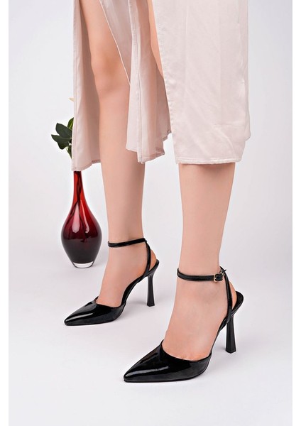 Bordo Rugan Kadın Günlük Şık Topuklu Ayakkabı