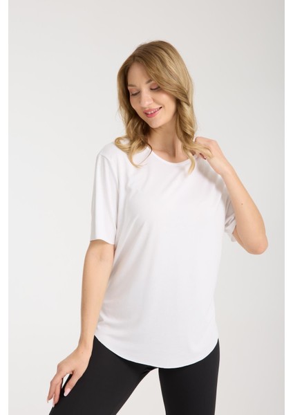 %100 Pamuk Kadın T-Shirt - Basic, Yırtmaç Detaylı Günlük ve Spor Kombinleri