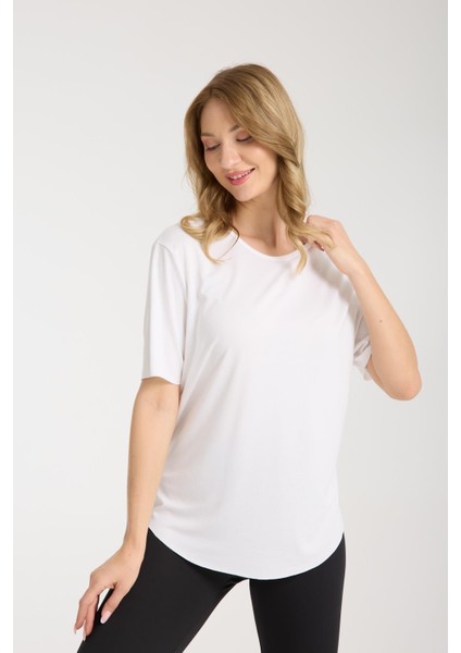 %100 Pamuk Kadın T-Shirt - Basic, Yırtmaç Detaylı Günlük ve Spor Kombinleri