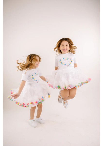 Kız Çocuk 2'li Takım Baskılı Kısa Kollu Tişört Üst Beli Lastikli Ponponlu Beyaz Tütü Etek Alt fırsatları