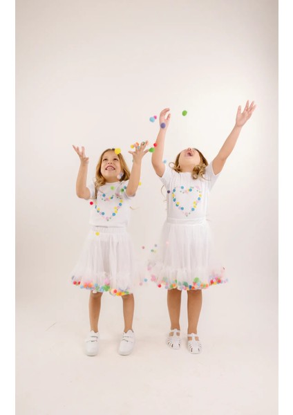 Kız Çocuk 2'li Takım Baskılı Kısa Kollu Tişört Üst Beli Lastikli Ponponlu Beyaz Tütü Etek Alt indirimleri