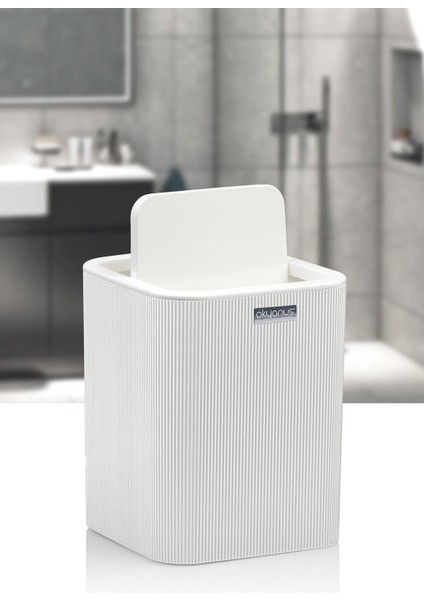 Beyaz Çizgili Kare Çöp Kovası, Şık ve Kullanışlı Tasarım fiyatları