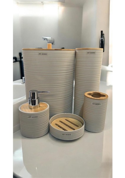 Bambu Desenli 5'li Banyo Seti, Şık ve Kullanışlı Beyaz Bej Renk Seçenekleriyle fiyatları