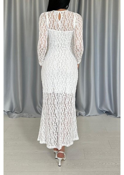 Beyaz Dantelli Uzun Kollu Elbise fırsatları