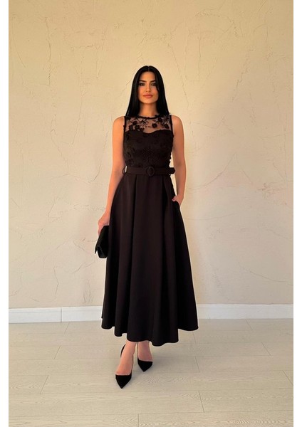 AYDOGANTICARET44 Siyah Önü Dantel Detaylı Kemerli Elbise fiyatları