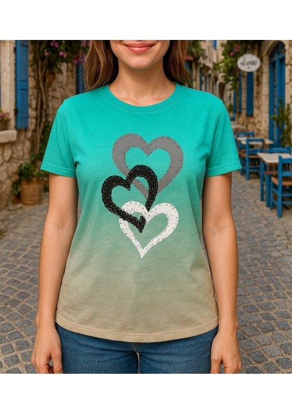 AYDOGANTICARET44 Kadın Kısa Kollu Bisiklet Yaka Kalp Baskılı Süprem Bluz fiyatları