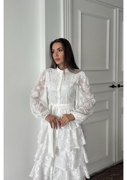 Beyaz Valonlu Şeritli Kat Kat Elbise modelleri