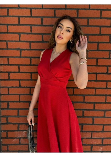 Kadın Ithal Krep Kumaş Kruvaze Yaka Eteği Kloş Kolsuz Mini Elbise fiyatları