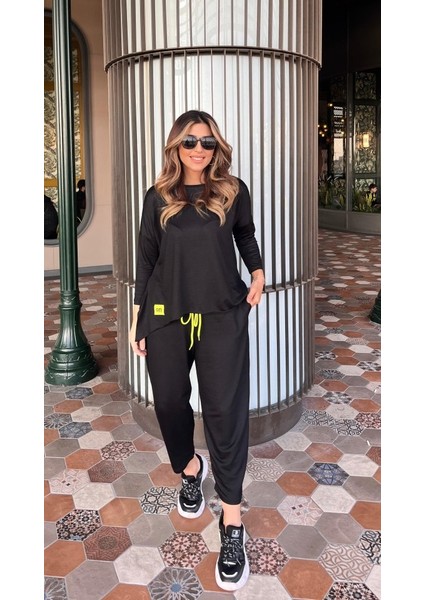 AYDOGANTICARET44 Kadın Iki Iplik Viskon Pamuk Kumaş Arma Detaylı Ikili Takım modelleri