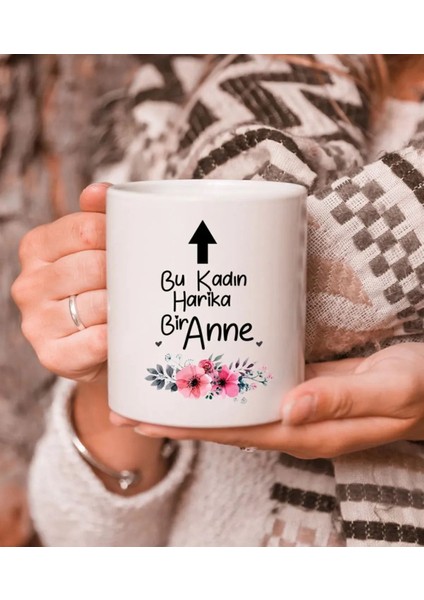 Bu Kadın Harika Bir Anne Tasarım Kupa Bardak