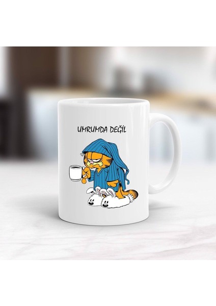 Garfield Umrumda Değil - Kupa Bardak
