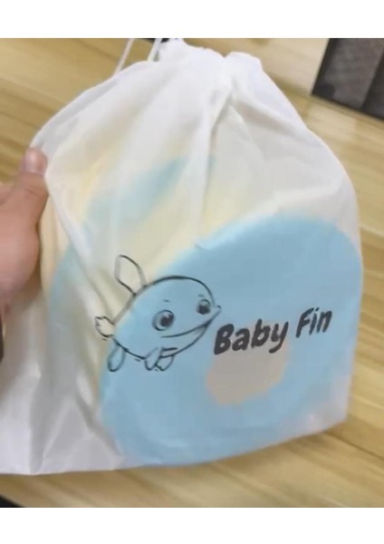 Çocuklar Için Renkli Yüzme Kolluğu ve Bebek Şampuanı 200 ml