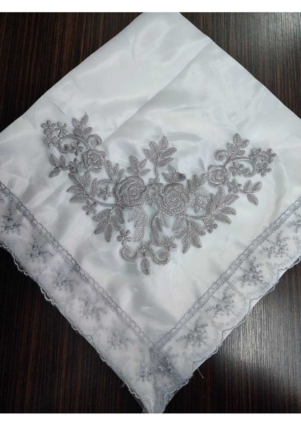 Krem Saten Güpürlü Işlemeli Çeyizlik Bohça ve Nişan Takımı