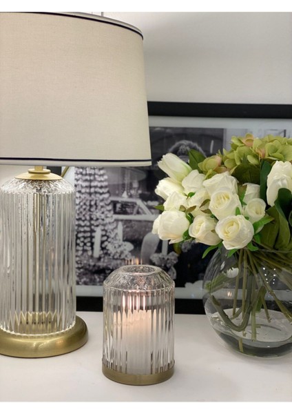 Beyaz Kristal Şamdan Pirinç Tabanlı, Şık ve Zarif Aydınlatma Parçası fiyatları