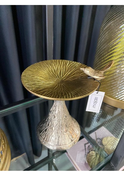 Gümüş Renkli Küçük Mumluk, 14X16X19 Cm, Şık ve Zarif Dekoratif Parça fiyatları