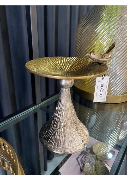 Gümüş Renkli Küçük Mumluk, 14X16X19 Cm, Şık ve Zarif Dekoratif Parça modelleri