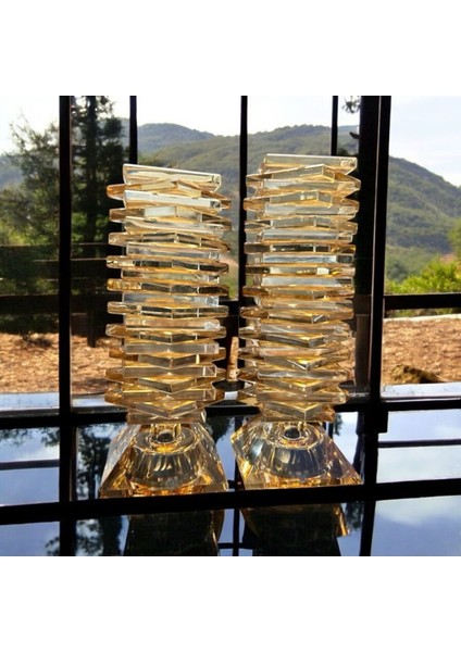 Şeffaf Bal Rengi Kristal Cam Ikili Kare Kesme Şamdan, Zarif ve Şık Dekorasyon Parçası fırsatları