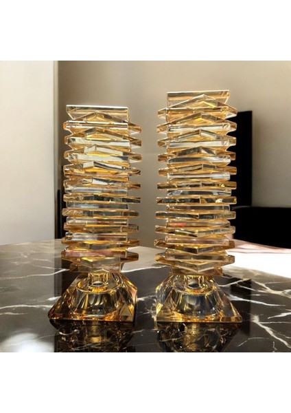 Şeffaf Bal Rengi Kristal Cam Ikili Kare Kesme Şamdan, Zarif ve Şık Dekorasyon Parçası