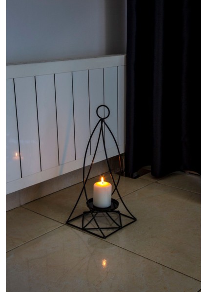 Şık Piramit Ferforje Mumluk, Metal Fener, Rustik Siyah Şamdan, Dekoratif Aydınlatma modelleri