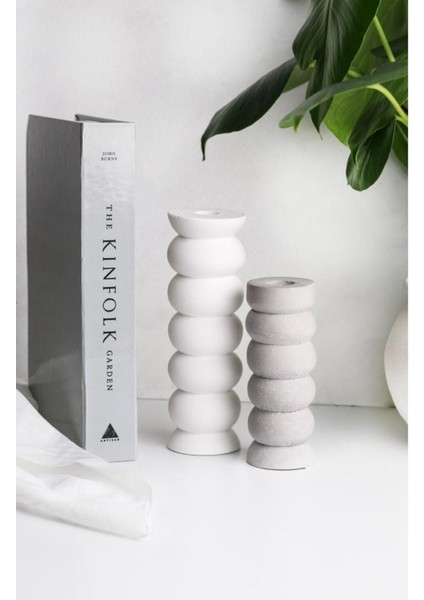 Iki Adet Beyaz-Gri Bogumlu Şamdan Mumluk, Şık ve Modern Dekorasyon Için Ideal