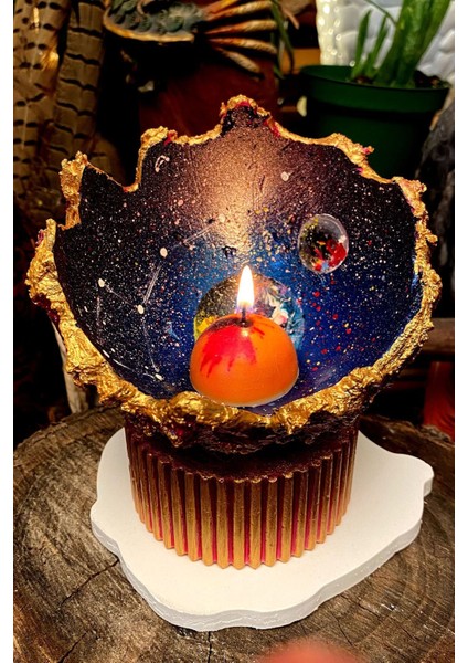 El Işçiliği Uzay Temalı Dekoratif Şamdan, 12 Cm, Füya, Mavi ve Altın Renkli fiyatları