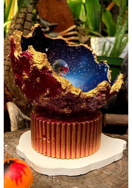 El Işçiliği Uzay Temalı Dekoratif Şamdan, 12 Cm, Füya, Mavi ve Altın Renkli indirimleri