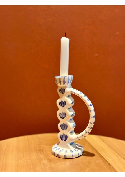 El Yapımı Seramik Masaüstü Şamdan, Şık ve Zarif Beyaz Dekoratif Aksesuar