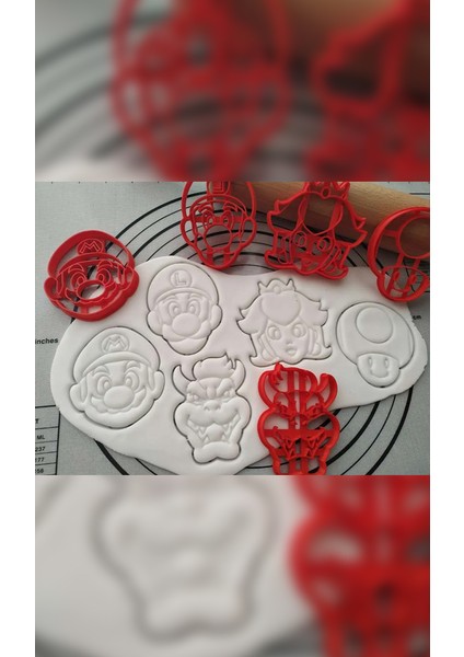 Hamur Şekillendirici Kurabiye Kek Kalıbı - Mario Set (5 Adet)