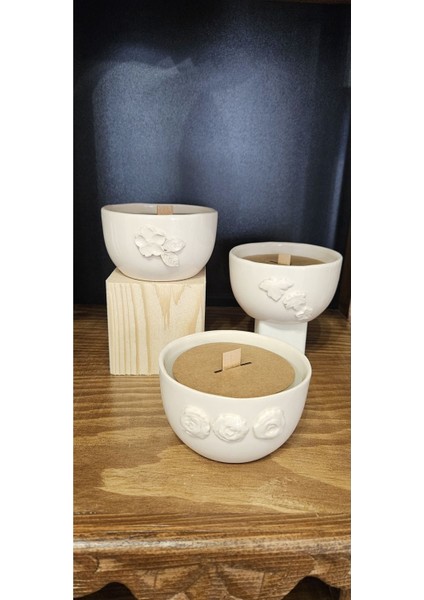 Beyaz Seramik Mumluk, Şık ve Zarif Ev Dekorasyonu Aksesuarı