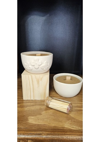 Beyaz Seramik Mumluk, Şık ve Zarif Ev Dekorasyonu Aksesuarı