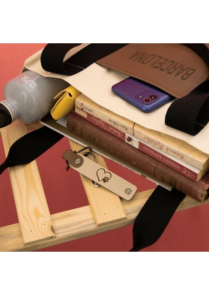 Yol Arkadaşlarına Özel, Isim Plaka ve A Rh (-) Kan Grubu Yazılı, 2'li Anahtarlık, Yavruağzı-Bordo-Gr