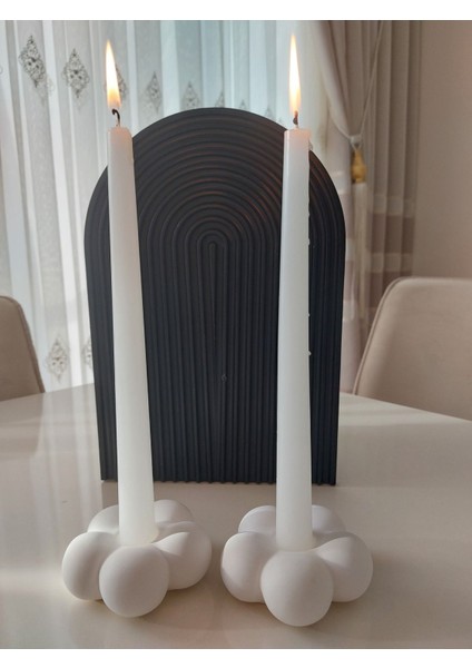 Beyaz Papatya Modeli Ikili Şamdan Seti, Şık ve Zarif Dekoratif Aksesuar. fiyatları