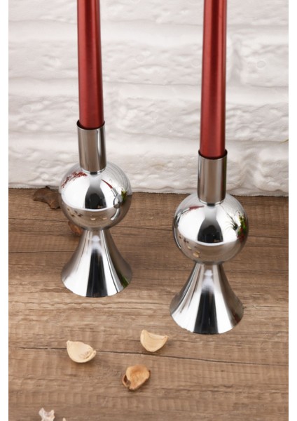 Iki Parçalı Küçük Gümüş Renk Metal Mumluk Seti, Şık ve Dekoratif Tasarım modelleri