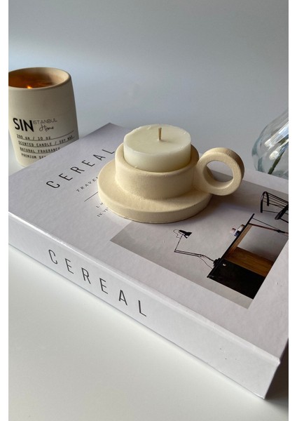 Şık ve Doğal Görünümlü Büyük Beton Mumluk, Bej Renkli ve Kulplu Tasarım