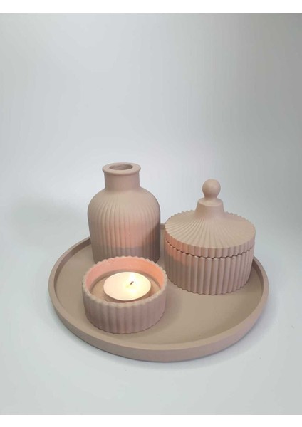 Şık 4’lü Taş Tozu Dekor Seti: Tepsi, Vazo ve Mumluk ile Sıcak Atmosfer