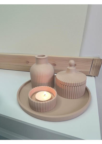 Şık 4’lü Taş Tozu Dekor Seti: Tepsi, Vazo ve Mumluk ile Sıcak Atmosfer indirimleri