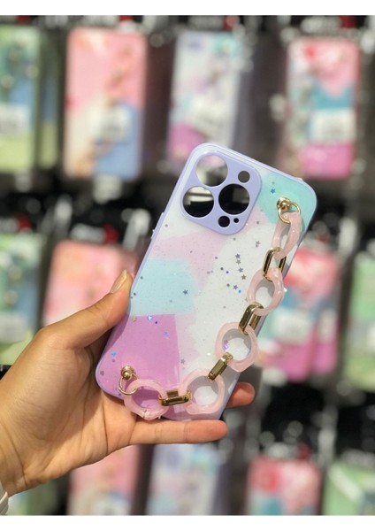 Apple Iphone 13 Pro Uyumlu Kılıf 3D Kamera Korumalı Zincirli El Askılı Lila Renk Silikon Kapak