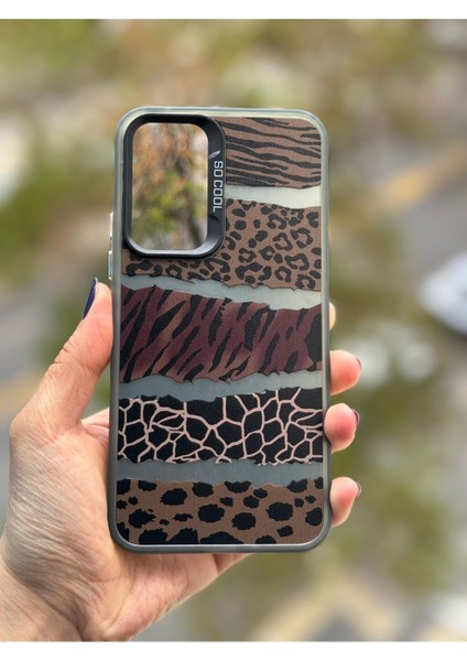 Samsung Galaxy S20 Fe Uyumlu Kılıf Leopar Desenli Kahverengi Çizgili Metalik Tuşlu Kamera Çıkıntılı