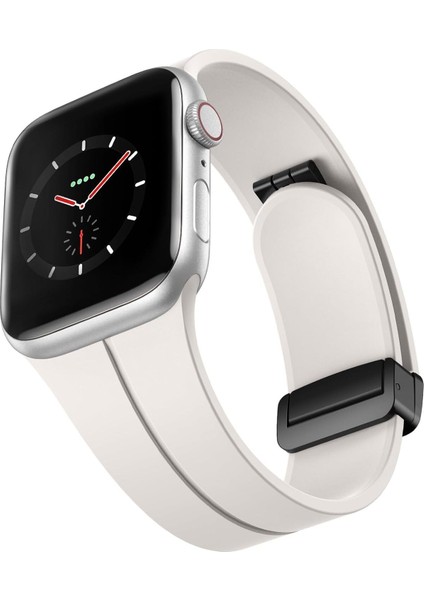 Apple Watch 8 7 6 5 4 3 2 1 38MM/40MM/41MM Uyumlu Kordon Ayarlanabilir Klipsli Dayanıklı Silikon