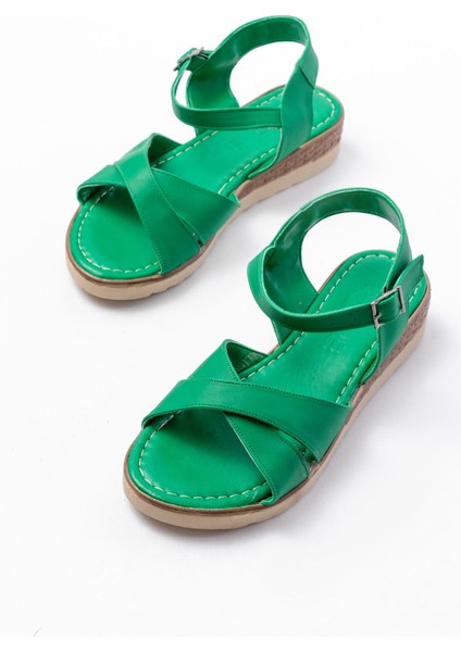 692-564 Çimen Yeşili Ortopedik Taban Çapraz Tokalı Kadın Sandalet modelleri