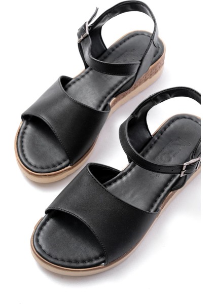 692-500 Siyah Ortopedik Taban Tokalı Kadın Sandalet fırsatları