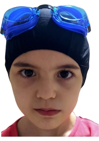 Mavi Çocuk Yüzücü Gözlüğü ve Bone Seti, Havuz ve Deniz Kullanımı Için Ideal