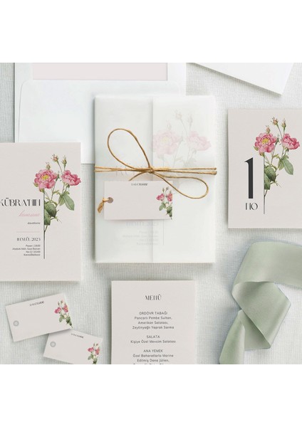 Gül Zarafetı Şeffaf Zarflı Düğün Davetiyesi