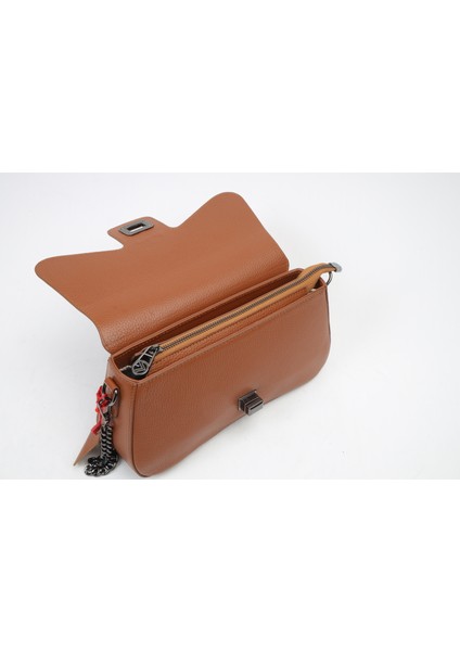 Zincirli Stil Deri Çanta - 40387 , Zincir Askılı ve Omuz Askılı , Taba Renk , Hakiki Deri indirimleri