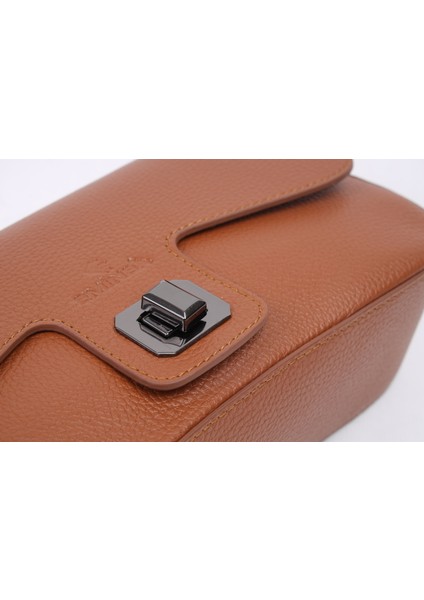 Zincirli Stil Deri Çanta - 40387 , Zincir Askılı ve Omuz Askılı , Taba Renk , Hakiki Deri